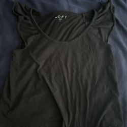 LOFT Black Ruffle Sleeve Scoop Neck Pullover Blouse Sleeveless Size S