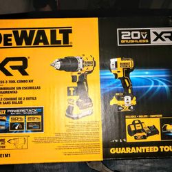 DEWALT 20V MAX XR Lithium-Ion Cordless 2-Tool Combo Kit with 4.0 Ah and 1.7 Ah Batteries and Charger
