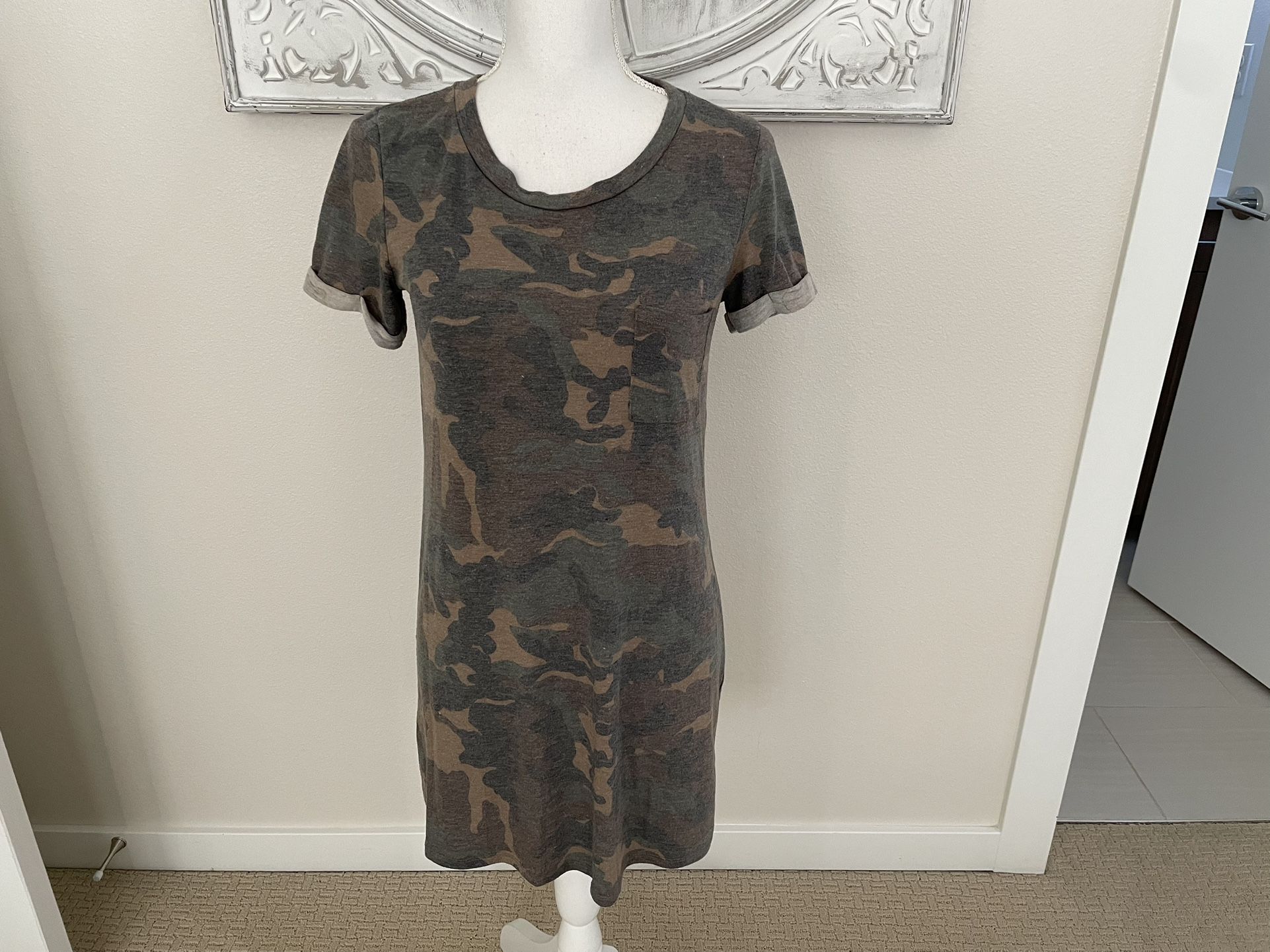 Forever 21 Camo T-Shirt Dress, Small