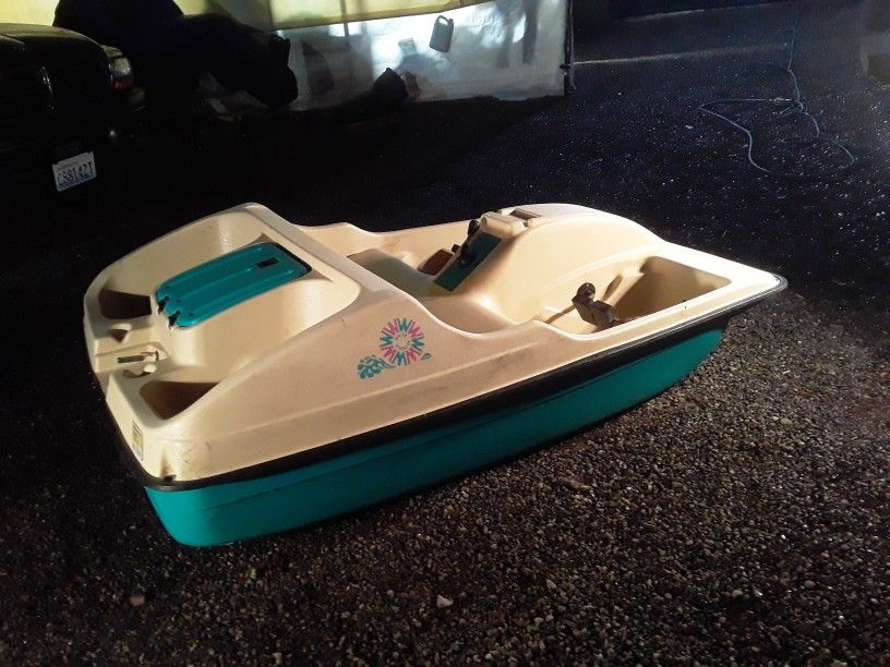 Water Wheeler MK III Paddle Boat for Sale in Grapeview, WA OfferUp