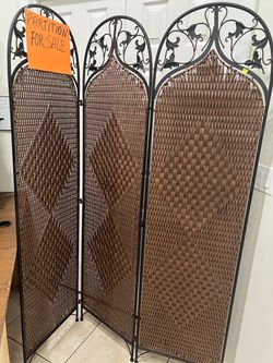 6 Foot partition