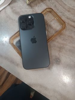 Iphone 16 Pro ( At&T)