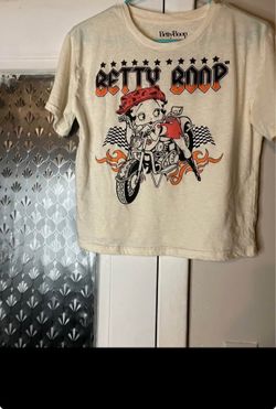 Betty Boop Graphic T-Shirt