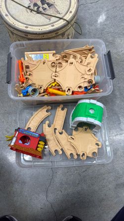 Plastic Train Tracks/road Pieces
