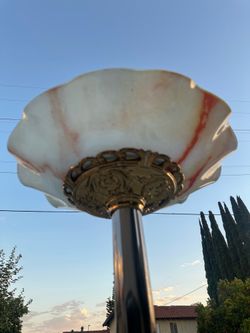 Vintage Art Deco floor lamp  Like New!