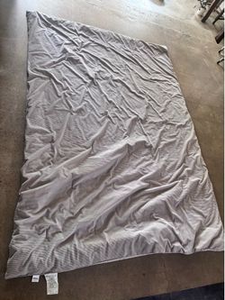 Twin comforter $5