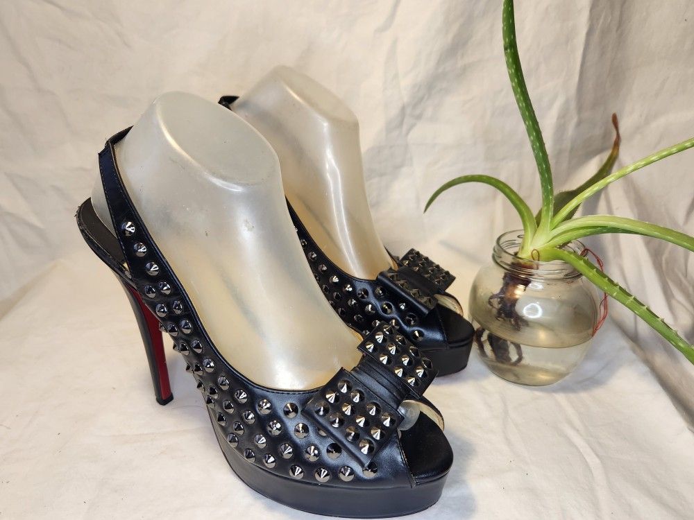CHRISTIAN LOUBOUTIN #33975 Black Platform Studded Slingback Heels SIZE 41/10