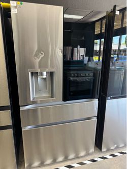 LG 4 Door Instaview Refrigerator