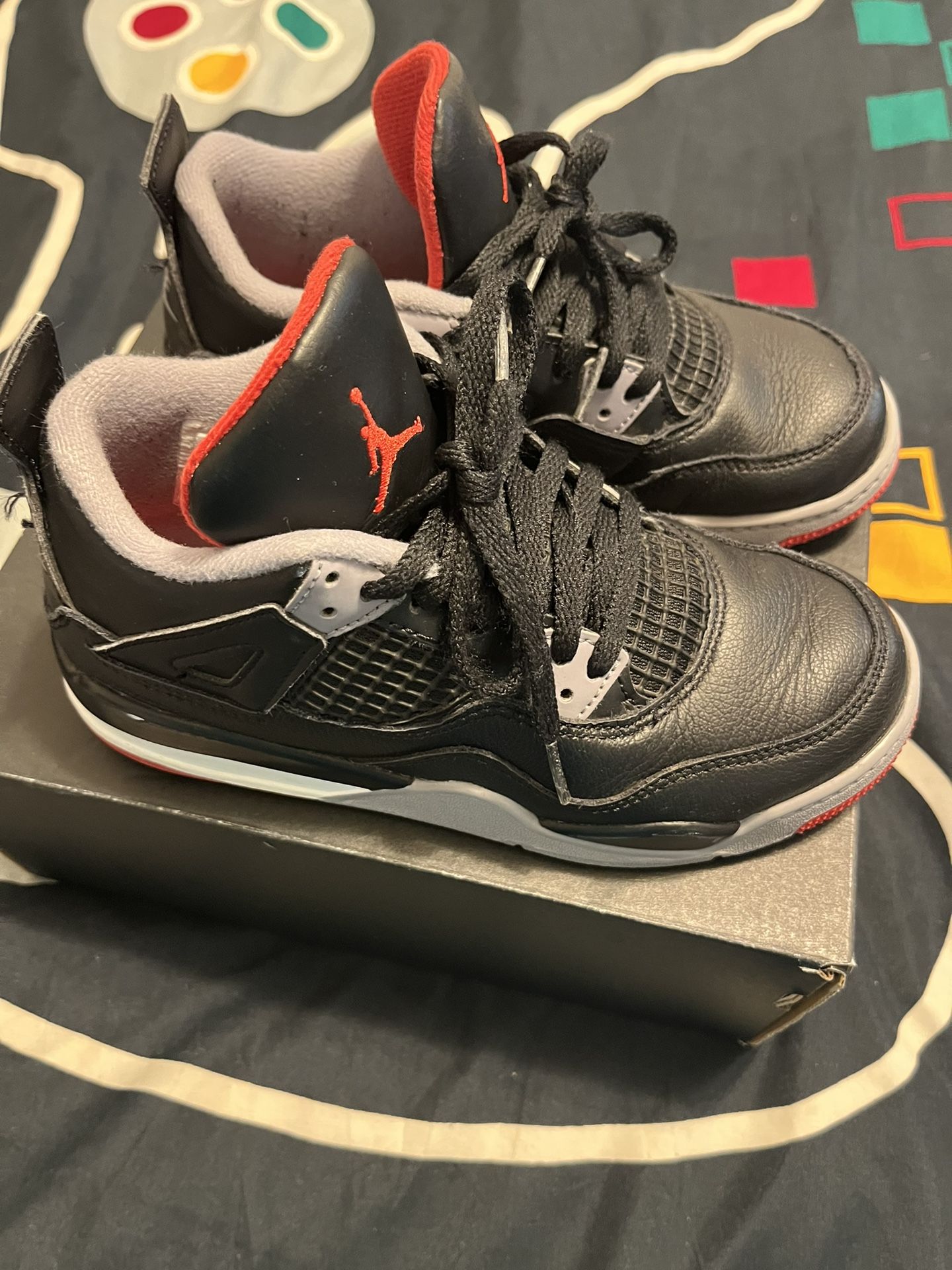 Jordan 4s