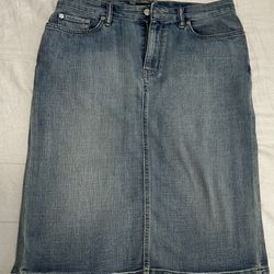 denim skirt