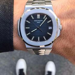 Patek Philips Nautilus 5811