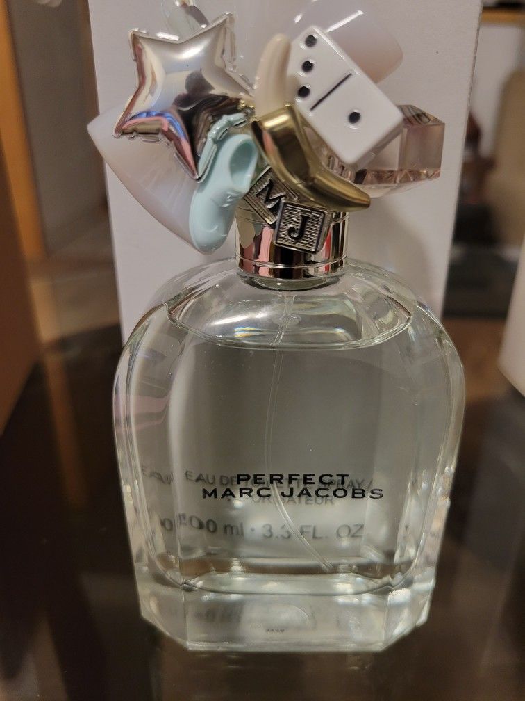 Marc Jacobs Perfect