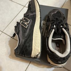 New Balance 1906