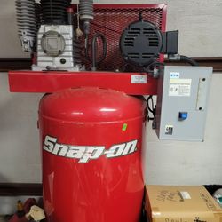 SNAP ON 80-Gallon 8 HP 175 max. PSI 3-Phase Vertical Air Compressor

