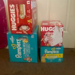 Huggies New Born 2 Boxes / Pampers New Bored / Size 1 Pampers 204 