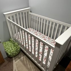 Pottery Barn Crib Kendall Convertible 