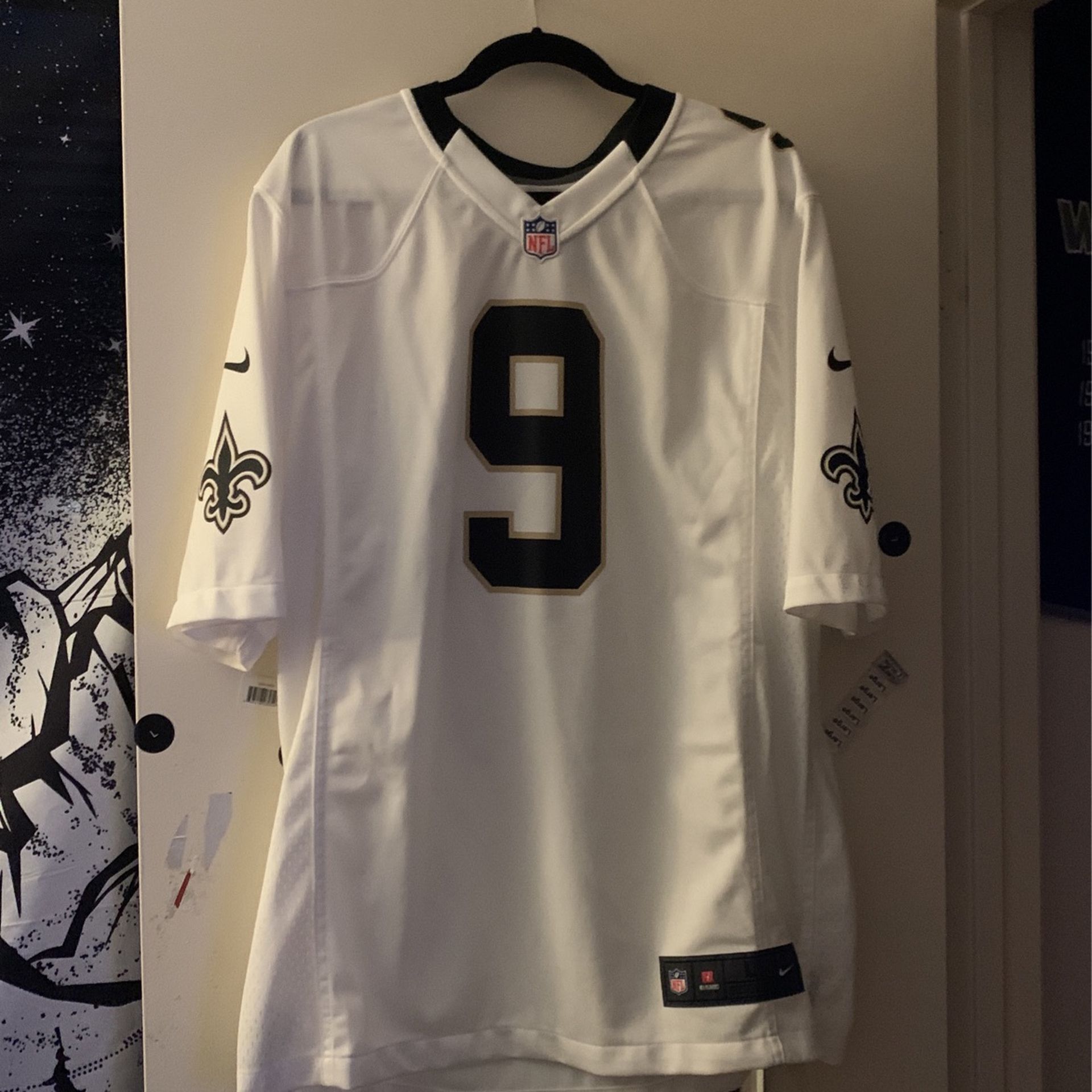 Authentic Mens Large Drew Brees Home Jersey.