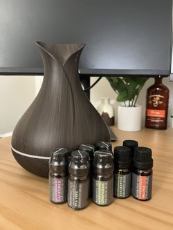 Essential Oil Diffuser And Essential Oils