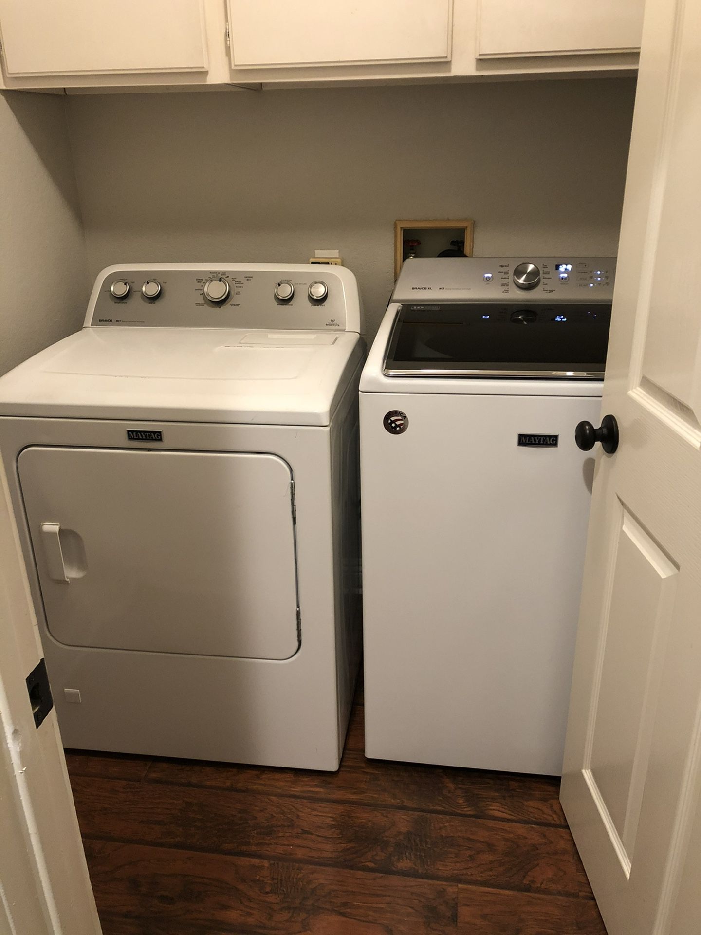 Maytag Washer And Gas Dryer (pending)