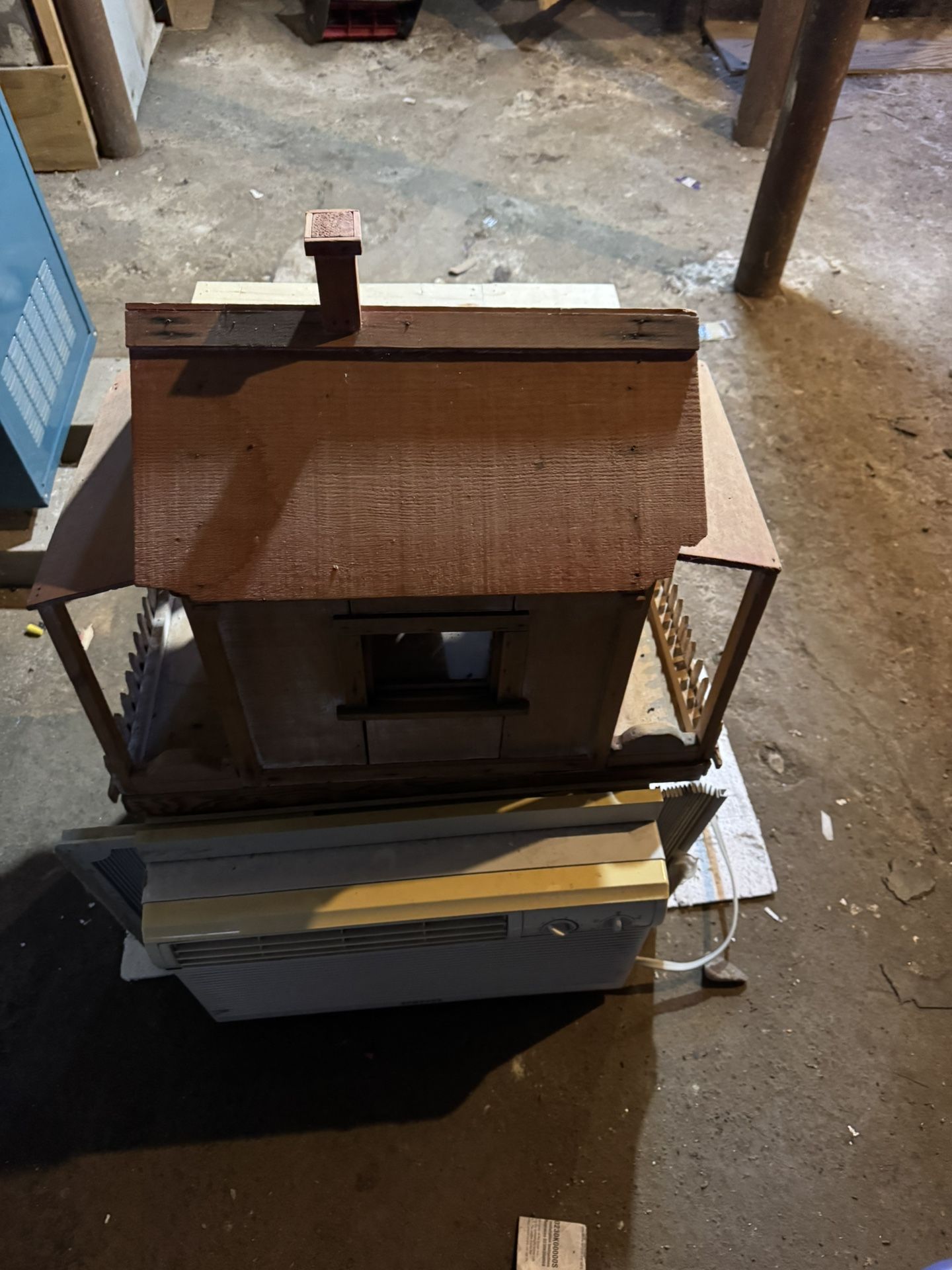 Antique Doll House