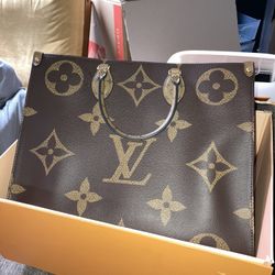Second Hand Louis Vuitton Go Bags