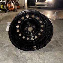 5 Lug rim 15” brand new never used