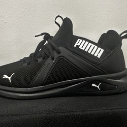 PUMA BLACK ATHLETIC SHOES SIZE: 11 MENS.