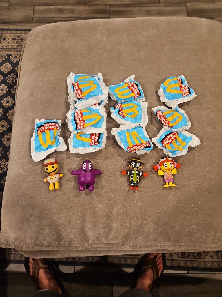 Macdonald's × CPFM toys