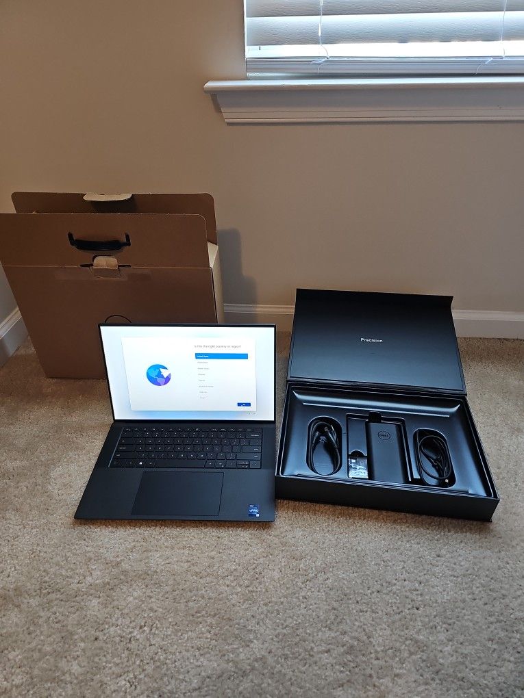 Dell Precision 5570 w/ Intel Core i9-12900H vPro, 64GB RAM, 1TB NVMe SSD, Win11Pro