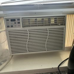 Window Air Conditioner 