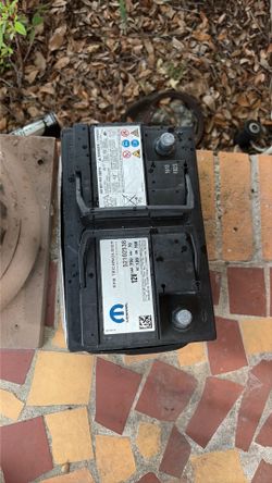 Oem Battery 🔋 for jeep renegade 2023