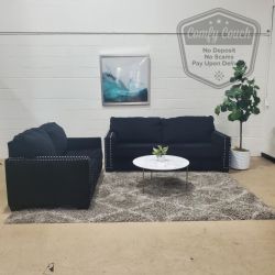 🛋️ Black Sofa & Loveseat Set (Delivery Available!! )