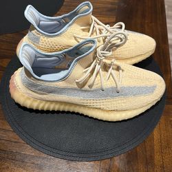 Men’s Yeezy V2 Boost Sz 12