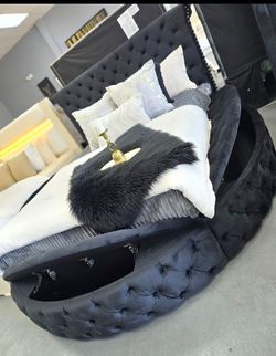 ✨️ King, Cal King, Queen Bed Frames ✨️ Furniture Sectionals, Bedrooms, Dining Avail