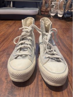 Women’s Platform Converse - Size 7.5