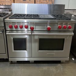 Wolf 48”Wide Dual Fuel Range Stove In Stainless Steel 