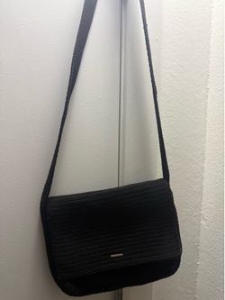 The Sak Black Crochet Straw Shoulder Bag Zip Closure Lined Inner Pockets