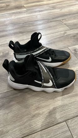 Nike React Hyper Set Indoor Court Volleyball Shoes M7.5 / W9