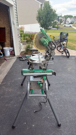 Hitachi 10” Compound Miter Saw