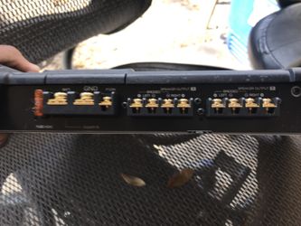 KENWOOD KAC-8403 パワーアンプ 800W Kenwood KAC-8403 4-channel car amplifier 60 watts RMS x 4 at