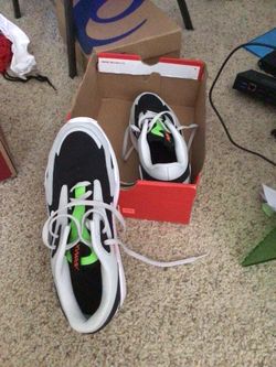 Nike Air Max Bolt