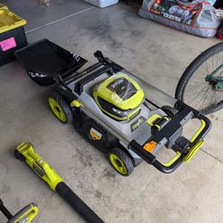 40V HP Brushless 21" Whisper Series Cordless Walk-Behind Multi-Blade Push Lawn Mower 