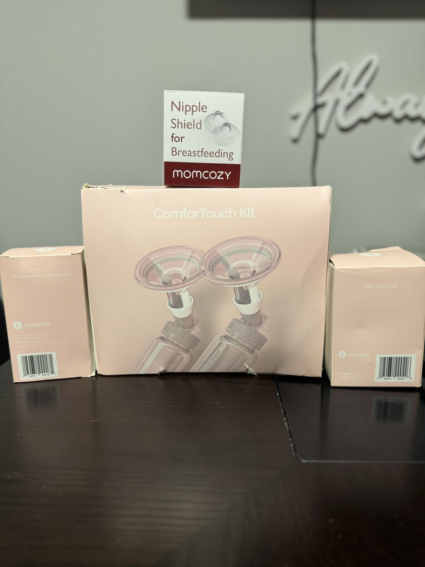 Limerick JoyES Electric Breast Pump With Accessories