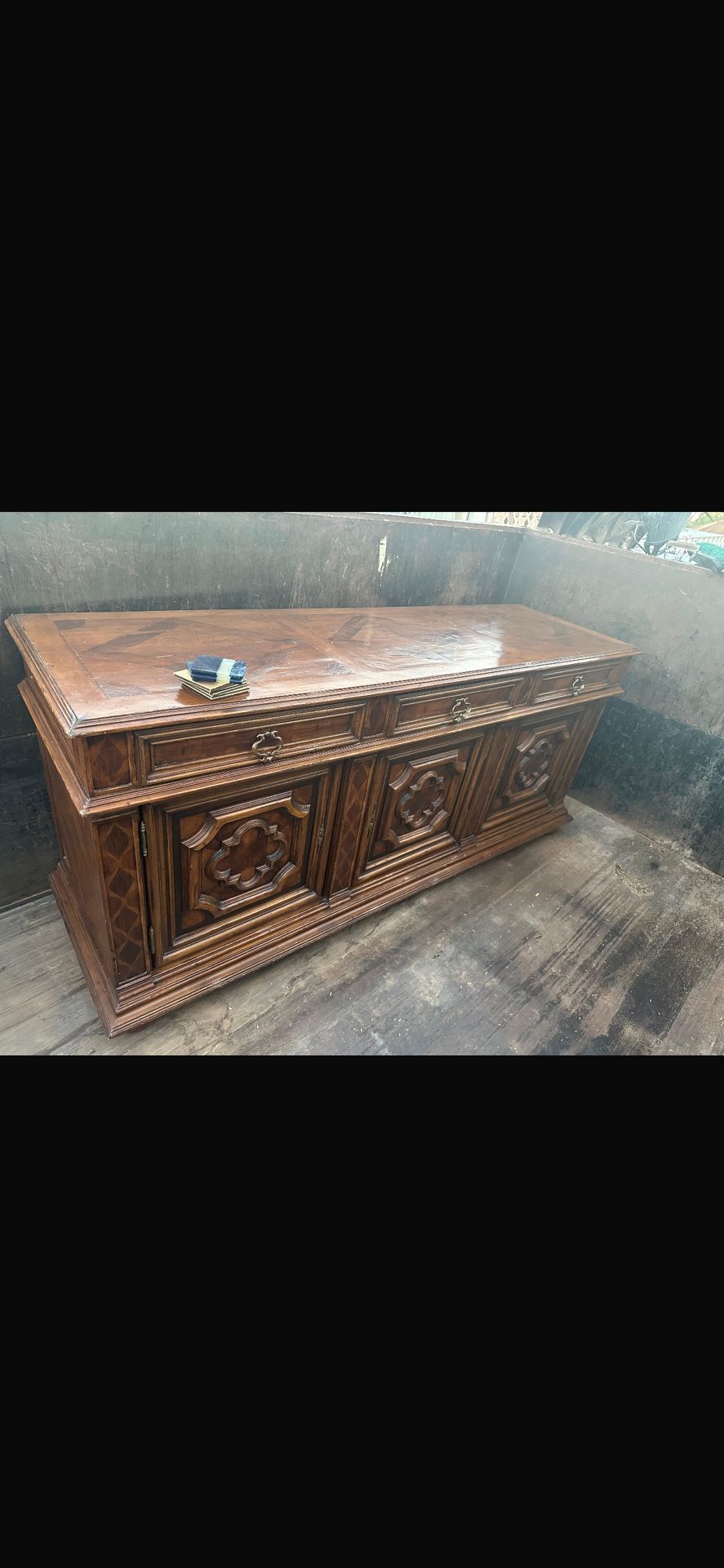 Antique Bussandri Italian walnut and jacaranda sideboard. 