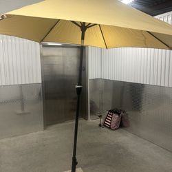 Functional Outdoor Patio Heavy Duty Umbrella 64”
