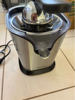 Stainless Steel Citrus Juicer