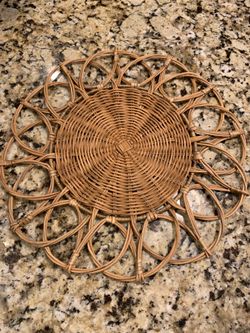 14 inch weaved hot plate/dish table decor