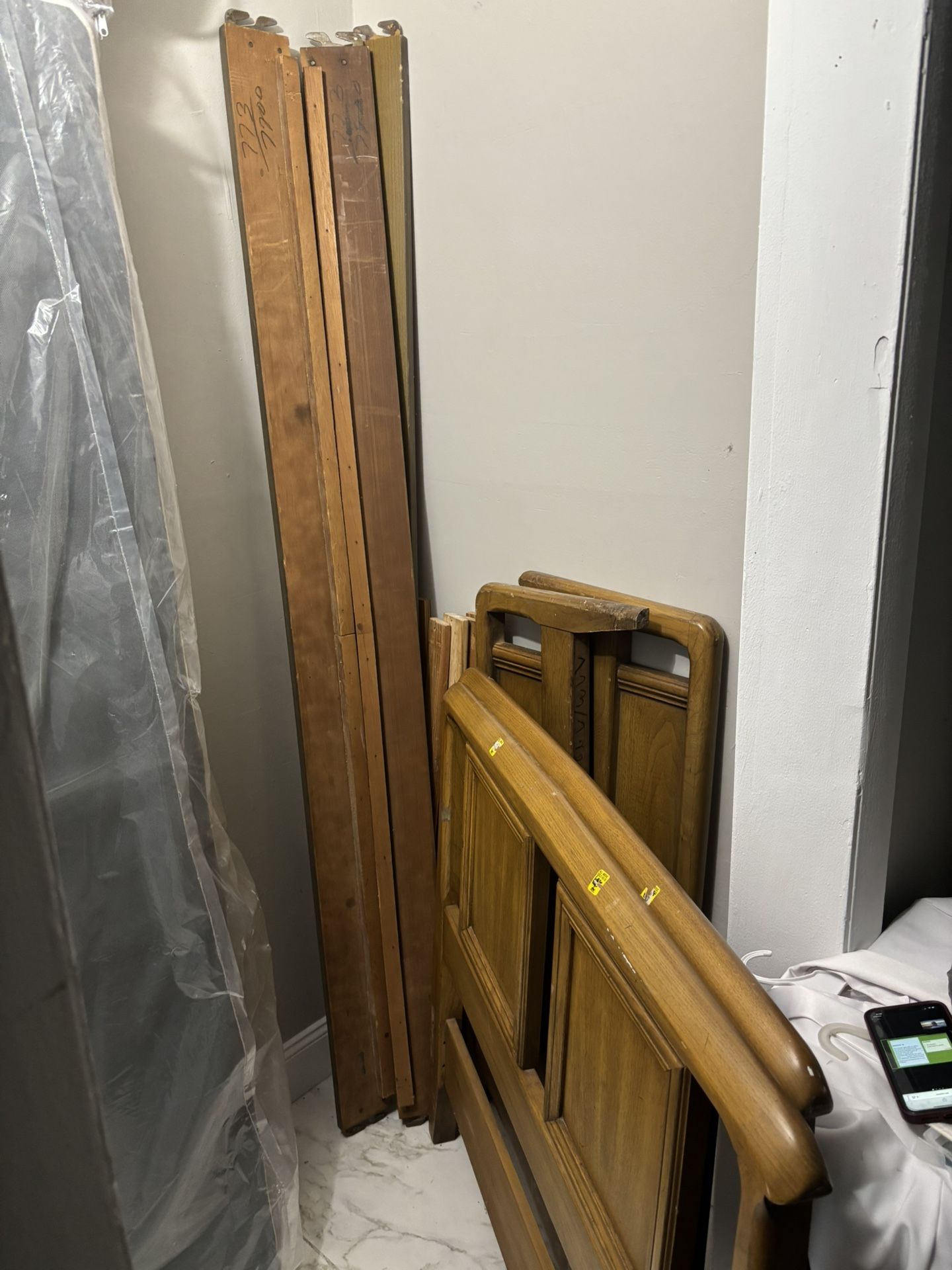 Twin Bed