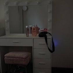 White Vanity Small
