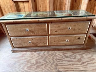 Free dresser